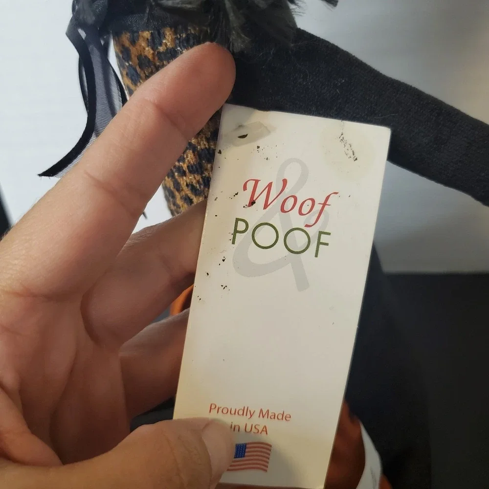 Woof & Poof woof poof